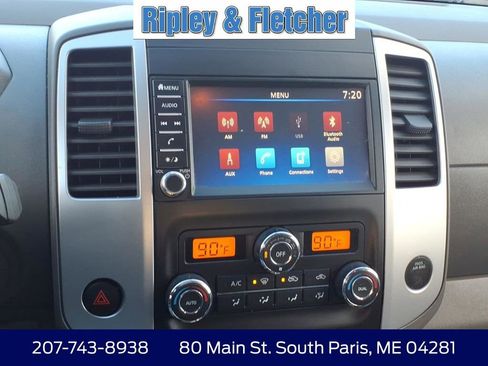 Used 2020 Nissan Frontier SV w/ Midnight Edition Floor Mats AWD/4WD image 17