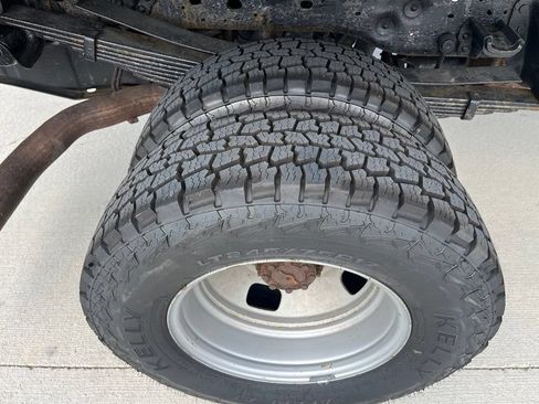 Used 2006 Ford F350 XL AWD/4WD image 11