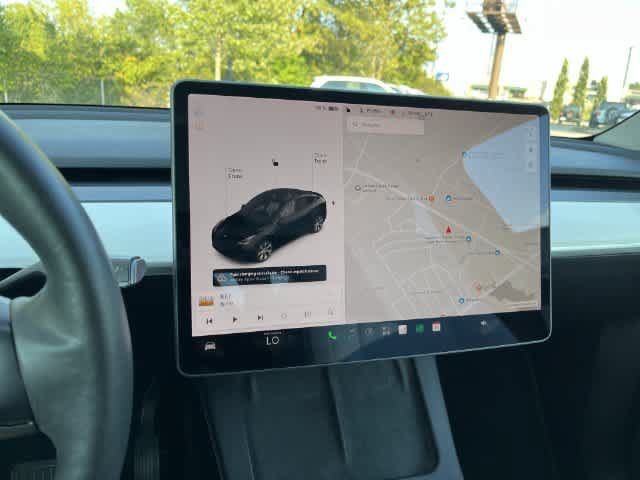 Used 2021 Tesla Model Y Long Range AWD/4WD image 24