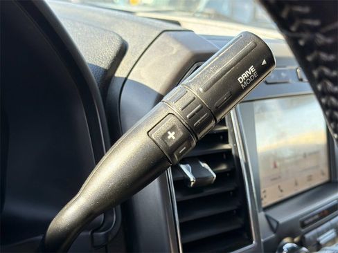 Used 2019 Ford F150 XLT w/ Equipment Group 302A Luxury image 11