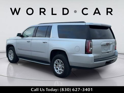 Used 2019 GMC Yukon XL SLT AWD/4WD image 5