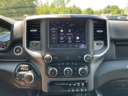 Used 2022 RAM 1500 Big Horn w/ Night Edition AWD/4WD image 5