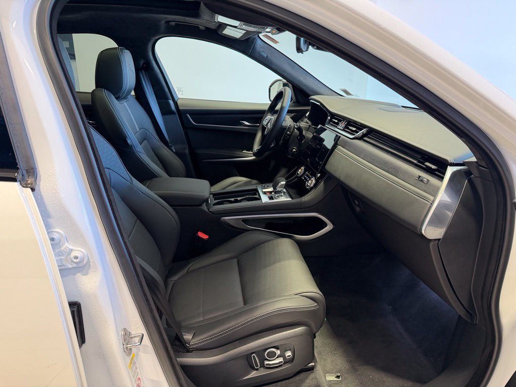 New 2026 Jaguar F-PACE R-Dynamic S AWD/4WD image 14