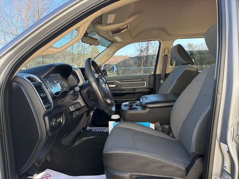 Used 2019 RAM 2500 Big Horn image 23