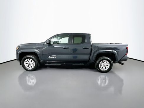 Used 2025 Toyota Tacoma SR5 image 8