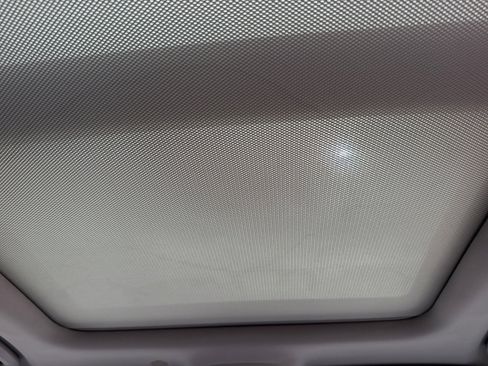 Used 2016 Volvo XC60 T5 Premier w/ Proximity Package image 31