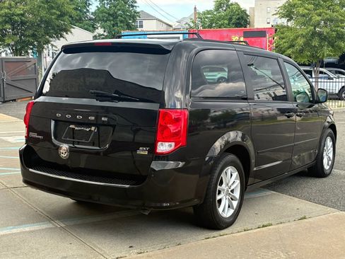 Used 2014 Dodge Grand Caravan SXT FWD image 5