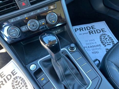 Used 2024 Volkswagen Jetta SE image 23