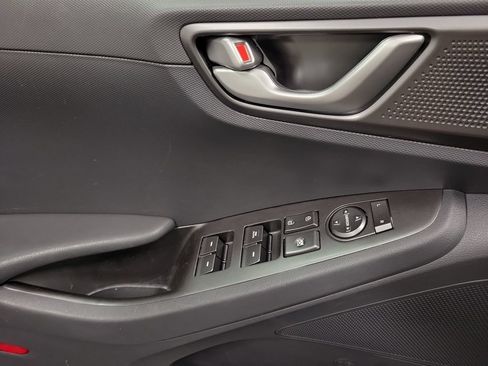 Used 2020 Hyundai Ioniq Blue FWD image 27