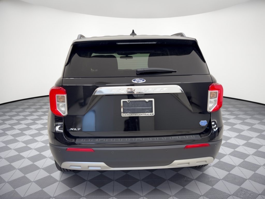 Certified 2023 Ford Explorer XLT w/ Equipment Group 202A RWD image 11