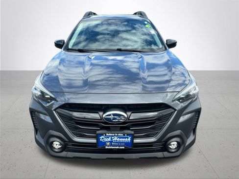 Used 2023 Subaru Outback Onyx Edition XT w/ Tech Package 2 AWD/4WD image 3