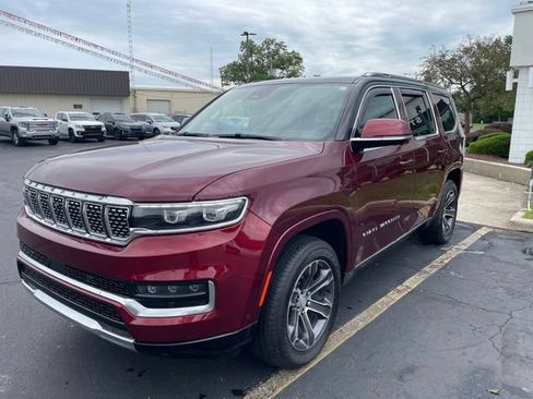 Used 2022 Jeep Grand Wagoneer Series I AWD/4WD image 3
