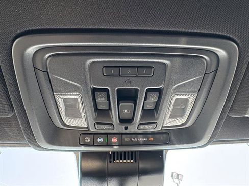 New 2026 Chevrolet Silverado 1500 High Country AWD/4WD image 25