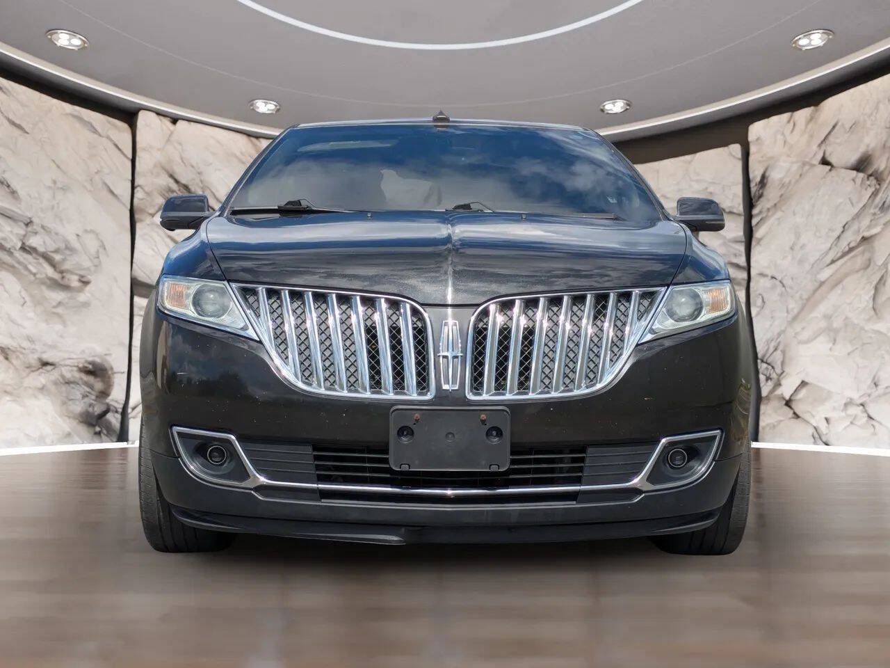 Used 2012 Lincoln MKX AWD image 16