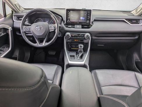 Certified 2019 Toyota RAV4 XLE Premium image 16