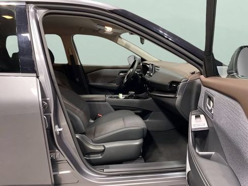 Used 2021 Nissan Rogue SV AWD/4WD image 30