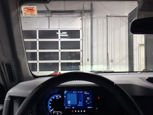 Used 2023 Ford Bronco Big Bend image 9