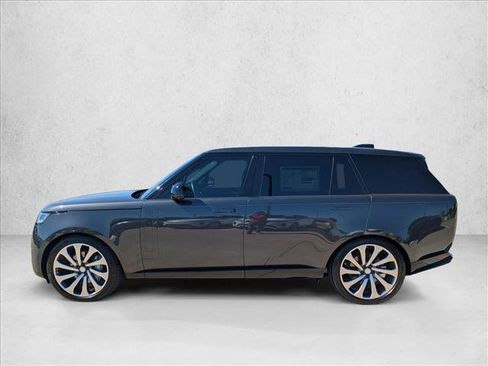 New 2025 Land Rover Range Rover Long Wheelbase SE AWD/4WD image 5