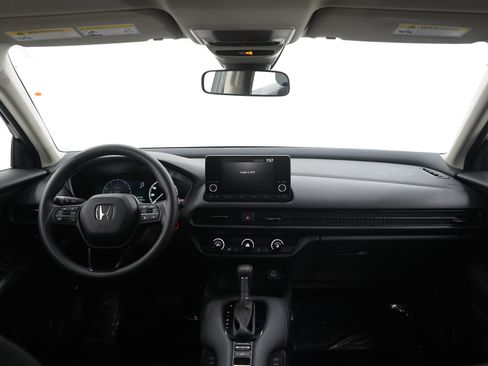 Used 2024 Honda HR-V LX image 13