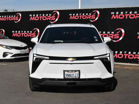 Used 2024 Chevrolet Blazer EV LT AWD/4WD image 2