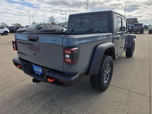 New 2026 Jeep Gladiator Mojave image 9