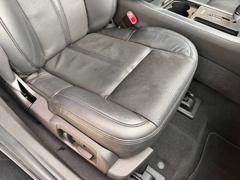 Used 2009 Lincoln MKS FWD image 64