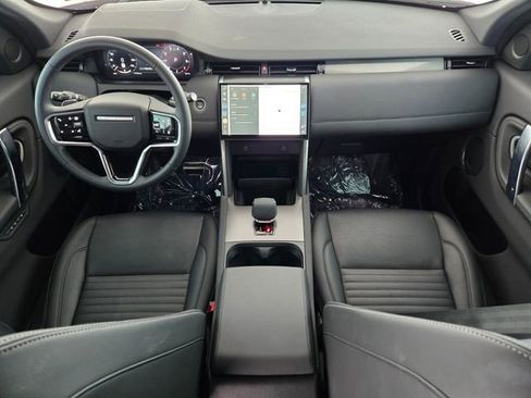 Used 2025 Land Rover Discovery Sport Dynamic SE AWD/4WD image 4