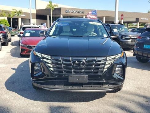 Certified 2022 Hyundai Tucson Limited AWD/4WD image 2