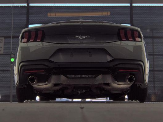Used 2025 Ford Mustang Coupe RWD image 7