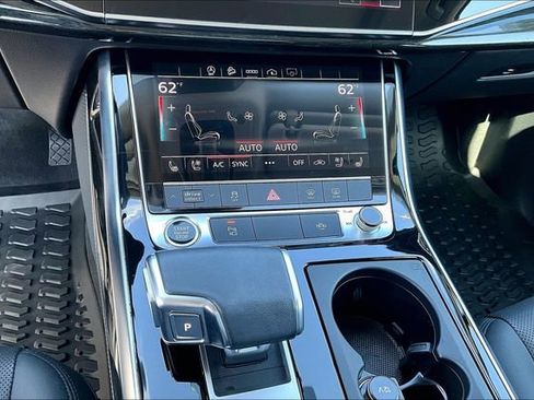 Used 2023 Audi Q7 3.0T Premium Plus image 26