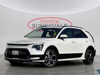 Used 2023 Kia Niro EX Touring