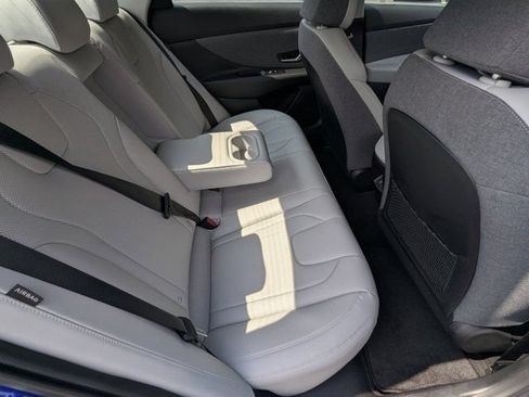 Used 2024 Hyundai Elantra Limited FWD image 14
