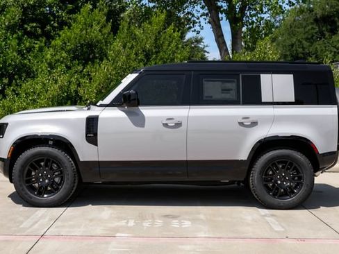 New 2026 Land Rover Defender 110 X-Dynamic SE AWD/4WD image 15