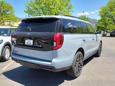 New 2026 Ford Expedition Platinum w/ Stealth Performance Package AWD/4WD image 3