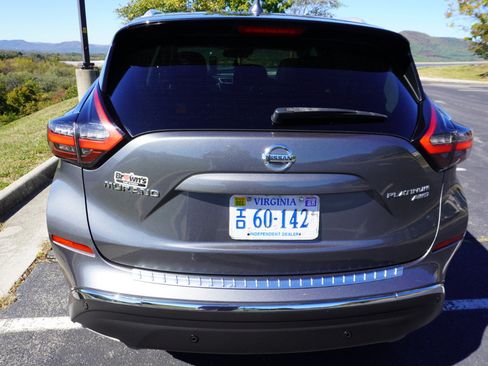 Used 2020 Nissan Murano Platinum w/ Cargo Package image 11