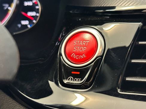 Used 2019 BMW M5 w/ Executive Package image 33