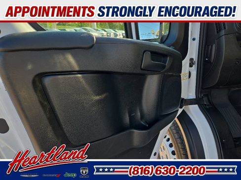Used 2025 RAM ProMaster 2500 w/ Convenience Group FWD image 28
