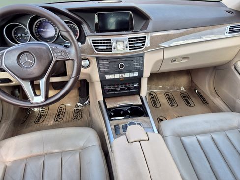 Used 2016 Mercedes-Benz E 350 Sedan w/ Premium Package image 16
