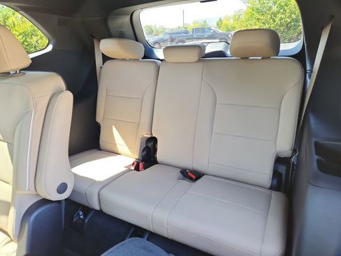 New 2026 Buick Enclave Preferred FWD image 10