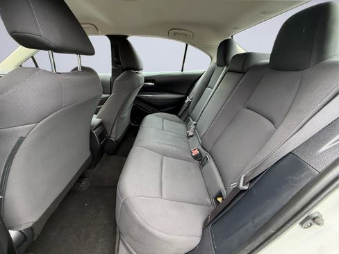 Used 2021 Toyota Corolla LE w/ Carpet Mat Package (TMS) FWD image 17