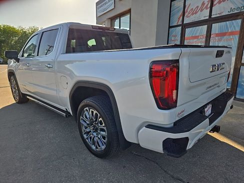 Used 2024 GMC Sierra 1500 Denali Ultimate AWD/4WD image 8
