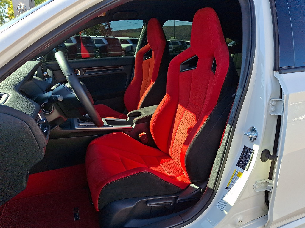 Used 2024 Honda Civic Type R image 15