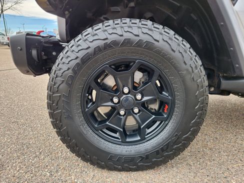 Used 2020 Jeep Gladiator Rubicon image 14