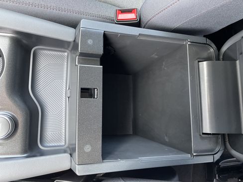 New 2026 Ford Explorer Active image 28