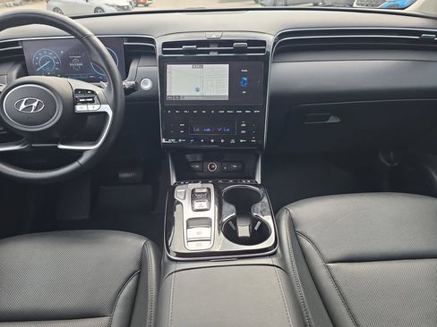 Used 2024 Hyundai Tucson Limited AWD/4WD image 15