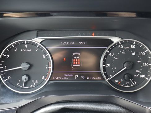 Used 2025 Nissan Pathfinder SV FWD image 10