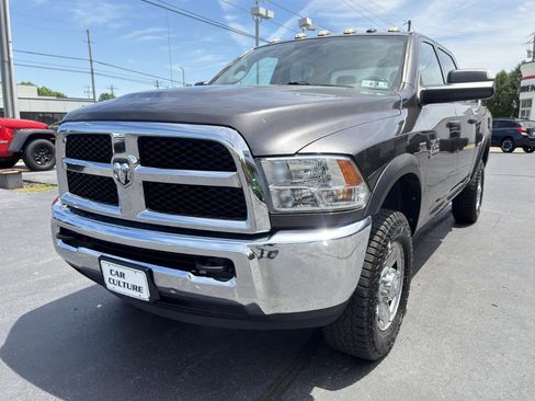 Used 2018 RAM 2500 Tradesman w/ Chrome Appearance Group AWD/4WD image 8