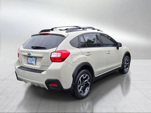 Used 2017 Subaru Crosstrek 2.0i Limited AWD/4WD image 3