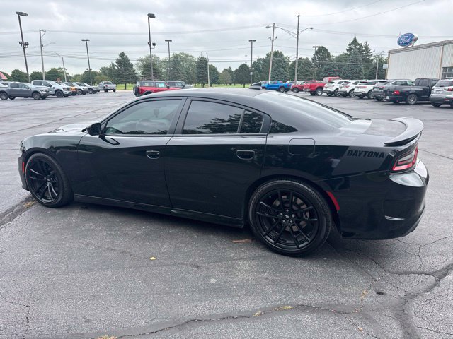 Used 2022 Dodge Charger Scat Pack w/ Daytona Edition Group RWD image 3