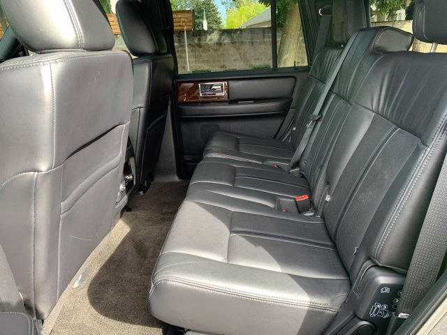 Used 2015 Lincoln Navigator 4WD image 15